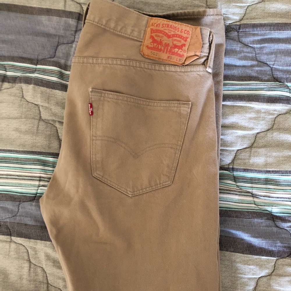 Levi khaki pants 33 32 501-original fit - Picture 2 of 2